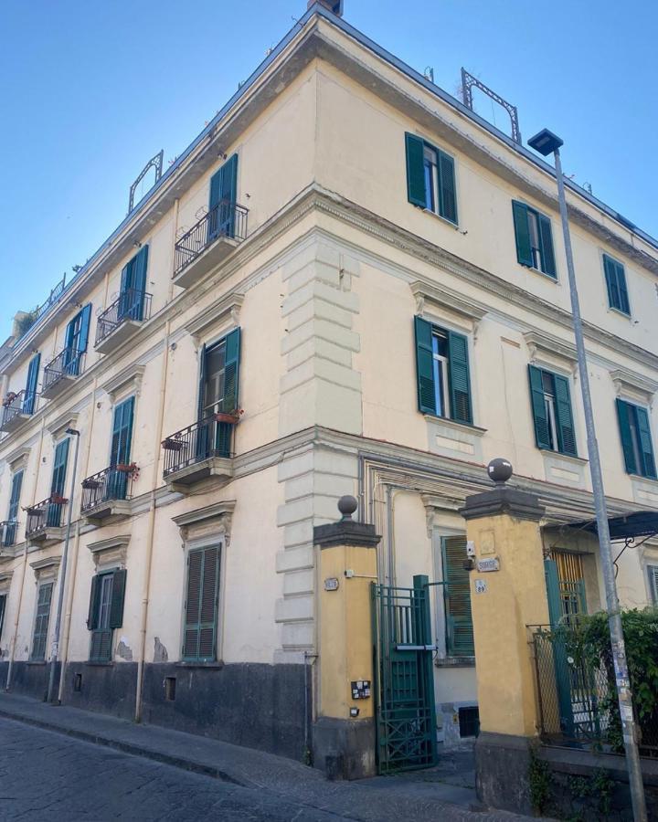 Villa Sorge Apartments San Giorgio a Cremano Luaran gambar